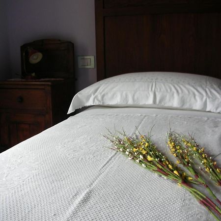 Bed and Breakfast Poggio Dei Prugnoli Tavoleto Pokoj fotografie