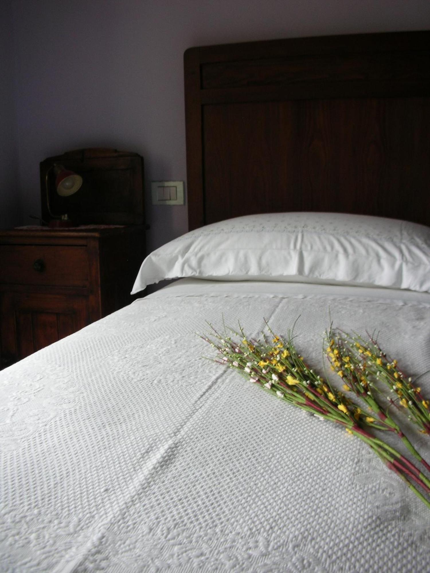 Bed and Breakfast Poggio Dei Prugnoli Tavoleto Pokoj fotografie