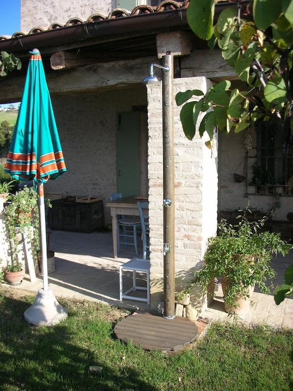 Bed and Breakfast Poggio Dei Prugnoli Tavoleto Exteriér fotografie